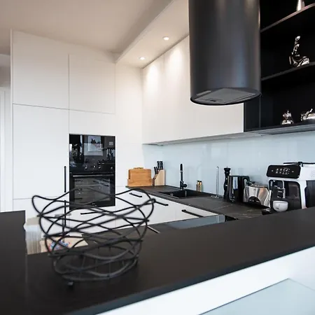 Apartmán Designový View Na Pražských Vinohradech *